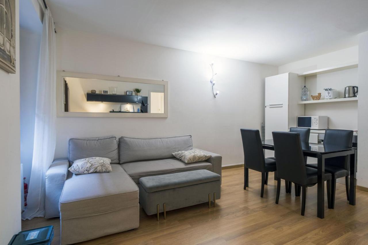 Cozy & Comfy Apt In Navigli Area Milánó Kültér fotó