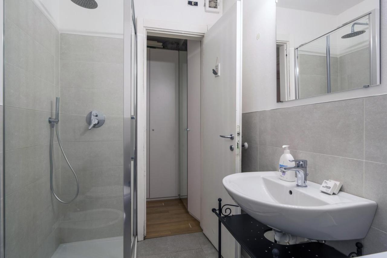 Cozy & Comfy Apt In Navigli Area Milánó Kültér fotó